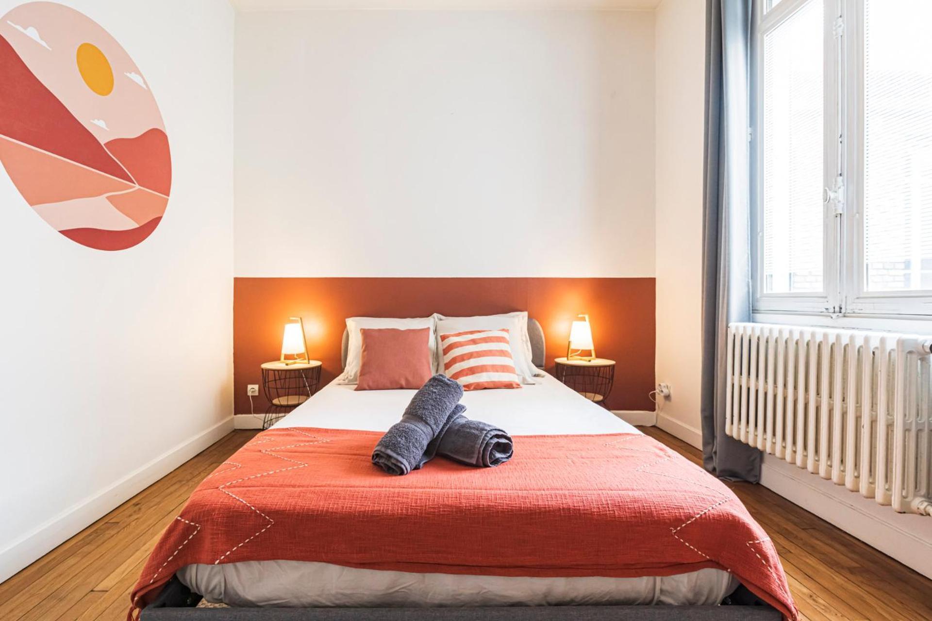 L'Haussmannien - Spacieux 4 Chambres - Centre - Gare Reims Buitenkant foto